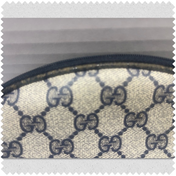 Vintage Gucci Cosmetic Bag Small - Picture 3 of 4